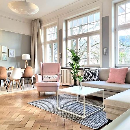 Charysma - Jugendstil Trifft Moderne, Schlafzimmer Mit Smart-Tv, Tischfussball, Darts, Parkplatz Hamelin Extérieur photo