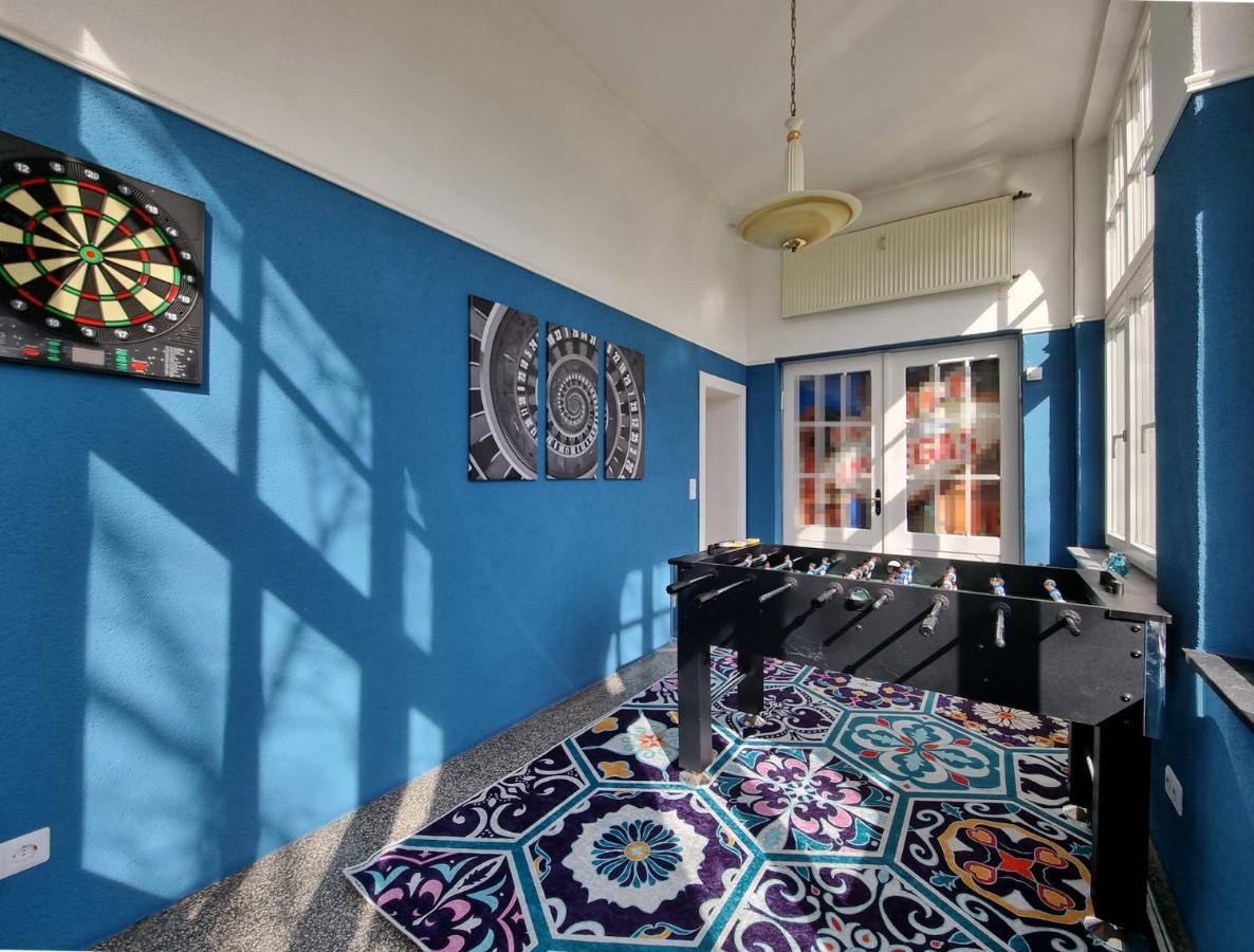 Charysma - Jugendstil Trifft Moderne, Schlafzimmer Mit Smart-Tv, Tischfussball, Darts, Parkplatz Hamelin Extérieur photo