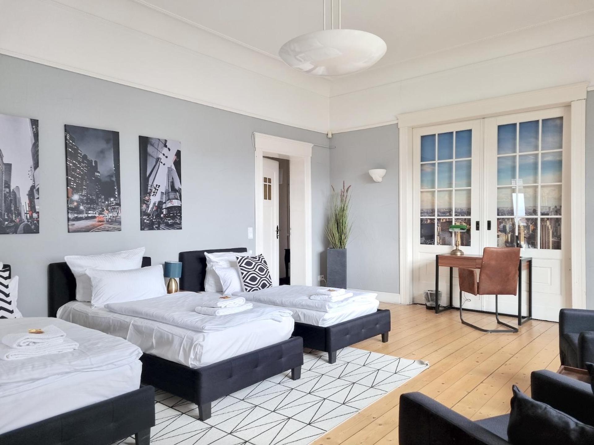 Charysma - Jugendstil Trifft Moderne, Schlafzimmer Mit Smart-Tv, Tischfussball, Darts, Parkplatz Hamelin Extérieur photo