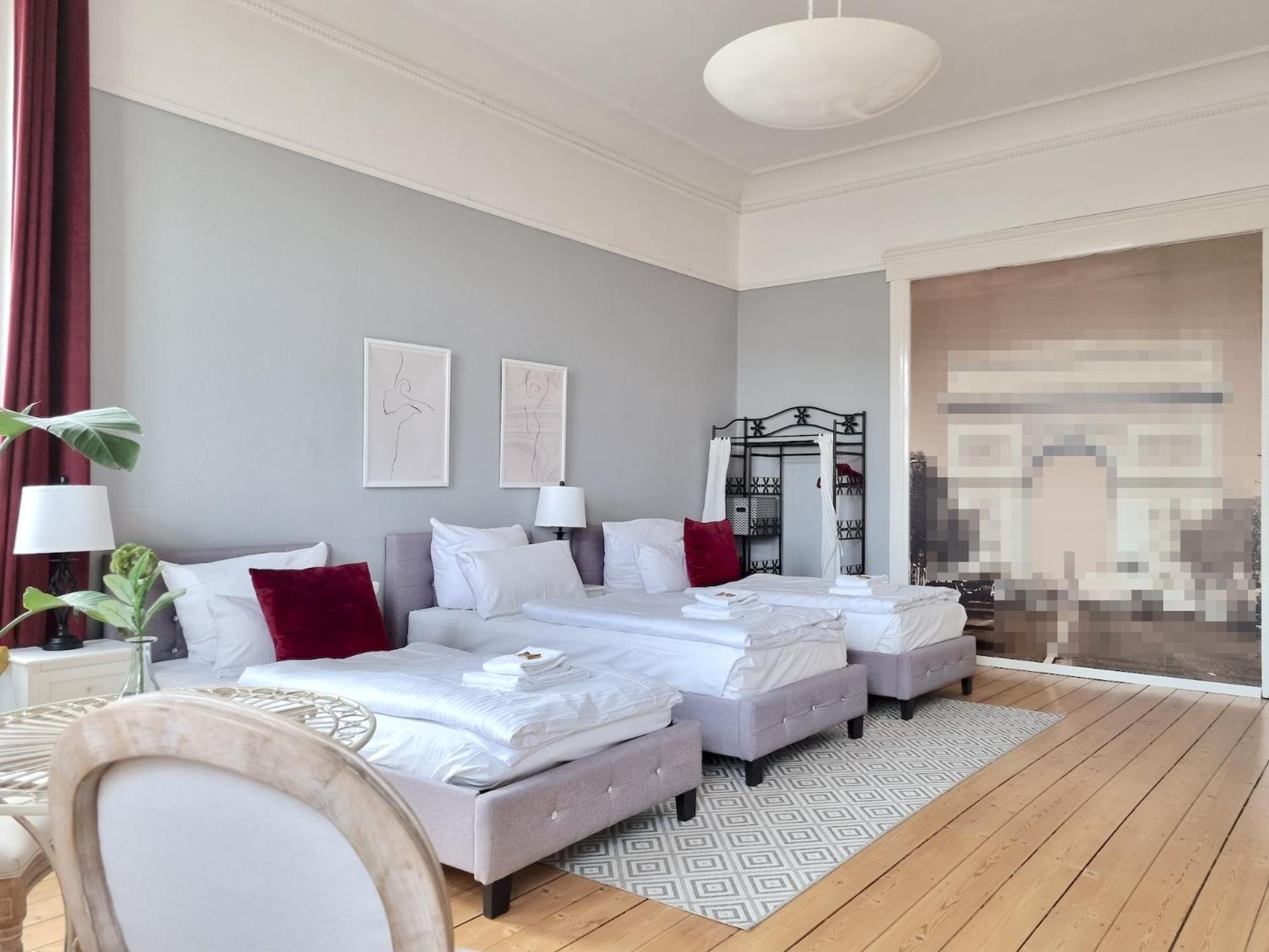 Charysma - Jugendstil Trifft Moderne, Schlafzimmer Mit Smart-Tv, Tischfussball, Darts, Parkplatz Hamelin Extérieur photo